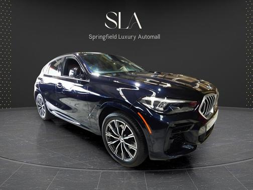 Carbon Black Metallic 2022 BMW X6 xDrive40i