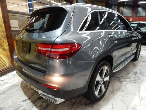 2018 Mercedes-Benz GLC 300 4MATIC