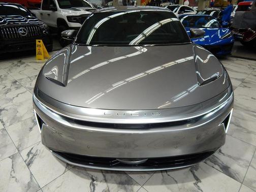Quantum Grey Metallic 2024 Lucid Air Touring