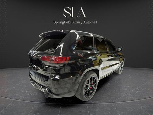 Diamond Black Crystal Pearlcoat 2021 Jeep Grand Cherokee SRT