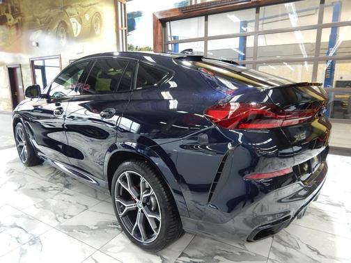 2022 BMW X6 xDrive40i
