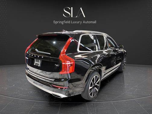 Onyx Black Metallic 2021 Volvo XC90 T6 Momentum