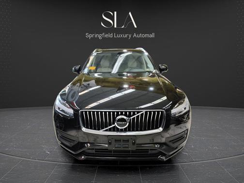Onyx Black Metallic 2021 Volvo XC90 T6 Momentum