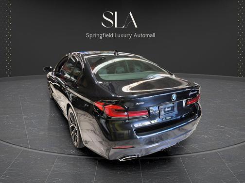 Black Sapphire Metallic 2021 BMW 540 xDrive