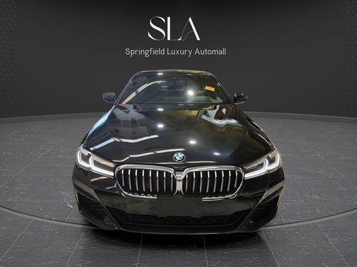 Black Sapphire Metallic 2021 BMW 540 xDrive