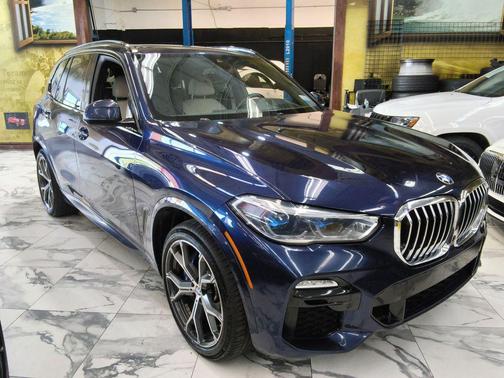 Phytonic Blue Metallic 2021 BMW X5 xDrive40i