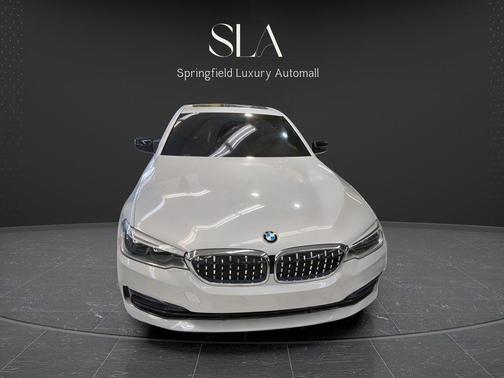 Mineral White Metallic 2017 BMW 540 xDrive