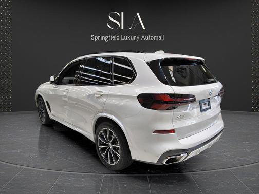 Alpine White 2026 BMW X5 xDrive40i
