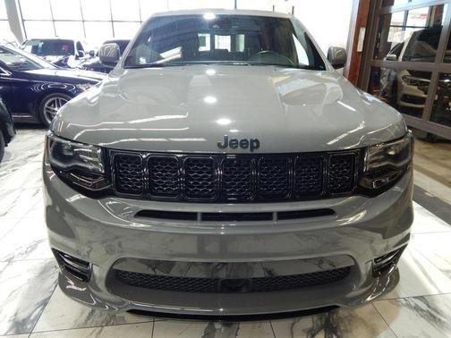 Granite Crystal Metallic Clearcoat 2021 Jeep Grand Cherokee SRT