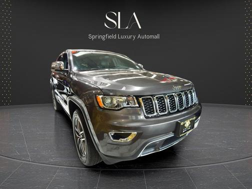 Granite Crystal Metallic Clearcoat 2021 Jeep Grand Cherokee SRT