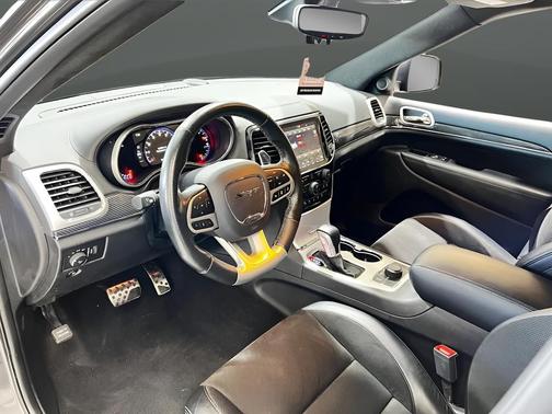 2021 Jeep Grand Cherokee SRT