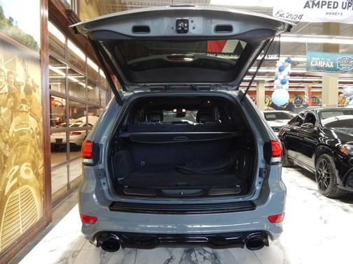 Granite Crystal Metallic Clearcoat 2021 Jeep Grand Cherokee SRT