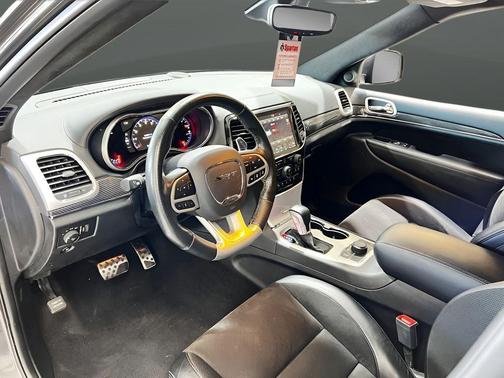 Granite Crystal Metallic Clearcoat 2021 Jeep Grand Cherokee SRT