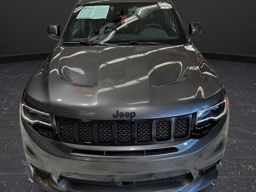 Granite Crystal Metallic Clearcoat 2021 Jeep Grand Cherokee SRT