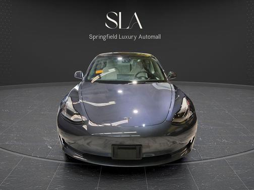 Gray 2022 Tesla Model 3 Long Range