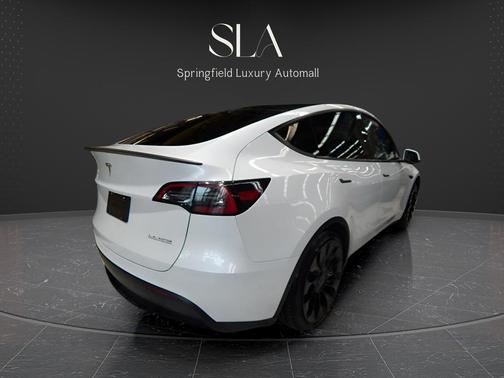 2023 Tesla Model Y Performance Dual Motor All-Wheel Drive