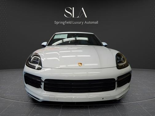 White 2023 Porsche Cayenne Cayenne