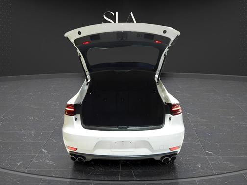 2017 Porsche Macan GTS