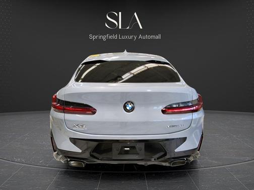 Gray 2023 BMW X4 xDrive30i