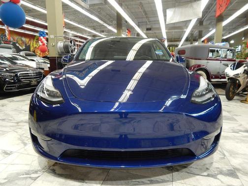 2021 Tesla Model Y Long Range Dual Motor All-Wheel Drive