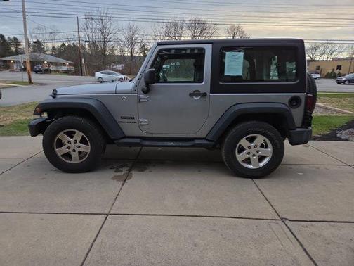 2016 Jeep Wrangler Sport