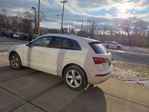 2018 Audi Q5 2.0T Tech Premium