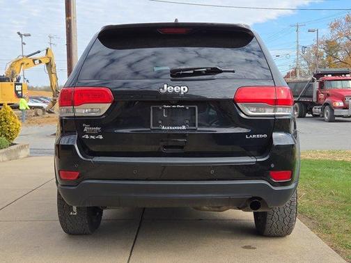 2018 Jeep Grand Cherokee Laredo E