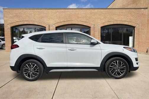 2021 Hyundai TUCSON SEL