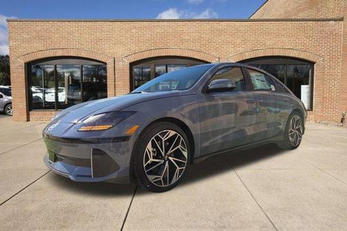 2025 Hyundai IONIQ 6 SEL