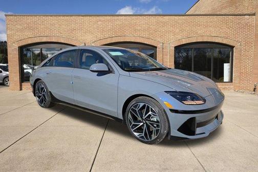 2025 Hyundai IONIQ 6 SEL
