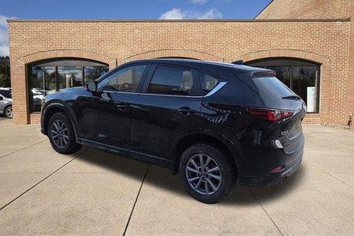 2025 Mazda CX-5 Select