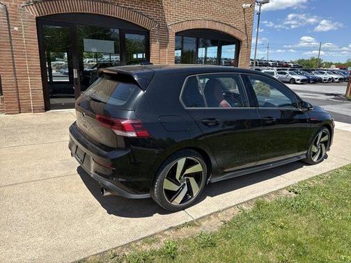 Mythos Black Metallic 2024 Volkswagen Golf GTI 2.0T S