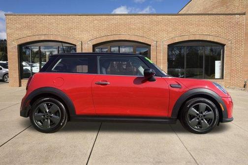 2024 MINI Hardtop Cooper