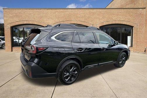 Crystal Black Silica 2020 Subaru Outback Onyx Edition XT