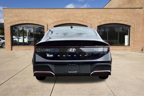 Carbon Blue 2026 Hyundai SONATA SE