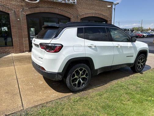 Bright White Clearcoat 2025 Jeep Compass Limited