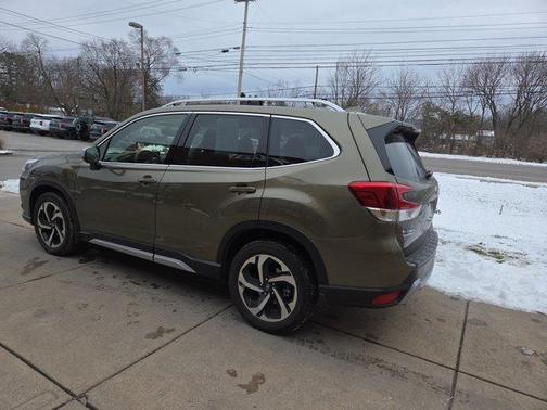 2023 Subaru Forester Touring