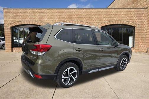 2023 Subaru Forester Touring