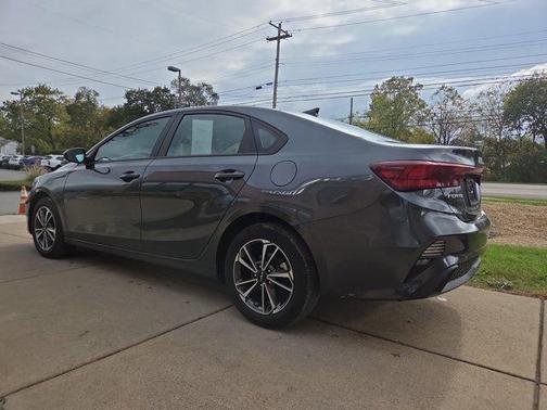 2023 Kia Forte LXS