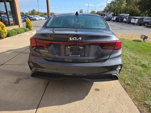 2023 Kia Forte LXS