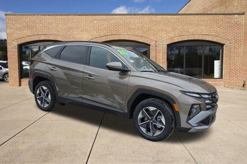 2026 Hyundai TUCSON Hybrid SEL