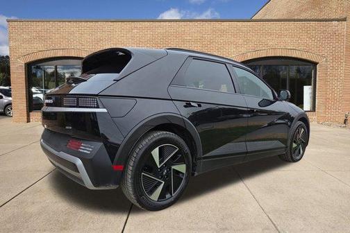 2025 Hyundai IONIQ 5 SEL