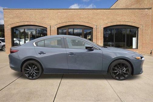 2025 Mazda Mazda3 Carbon Edition