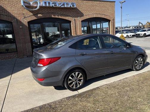 2017 Hyundai Accent Value Edition