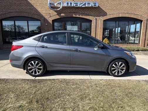 2017 Hyundai Accent Value Edition