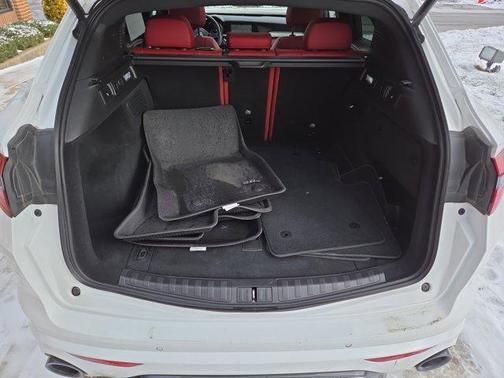 2022 Alfa Romeo Stelvio Veloce