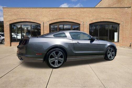 2014 Ford Mustang V6 Premium