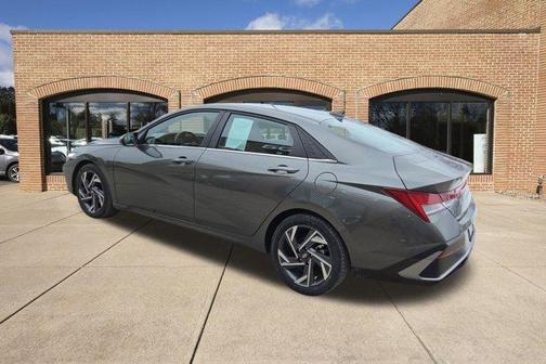 2025 Hyundai ELANTRA HEV Limited