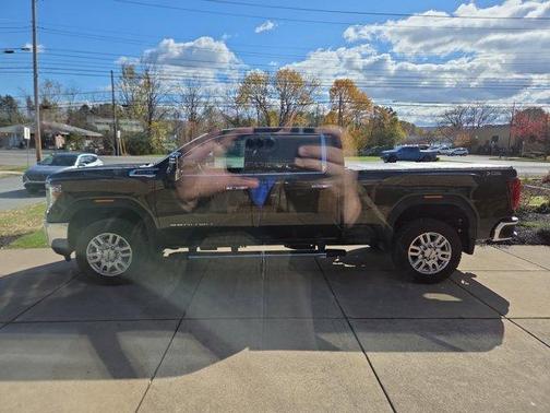 2023 GMC Sierra 2500 SLT