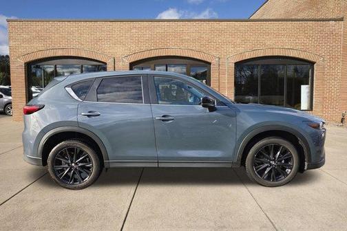 2022 Mazda CX-5 Carbon Edition